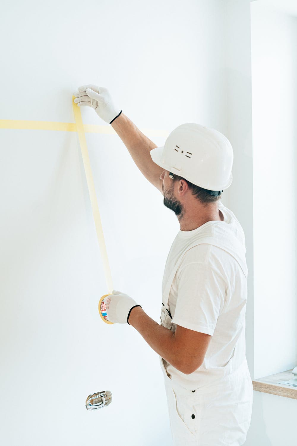 Professionnel en chantier de renovation